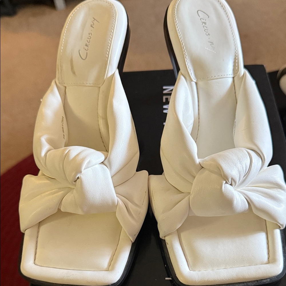 Chic White Knotted Mules by New York & Company